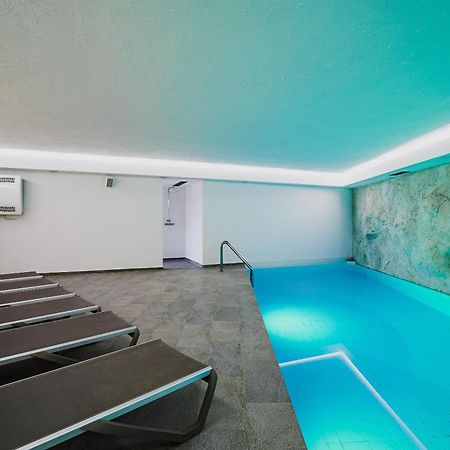 Apartments Maleric With Indoor Pool And Wellness Dragatuš Exteriör bild
