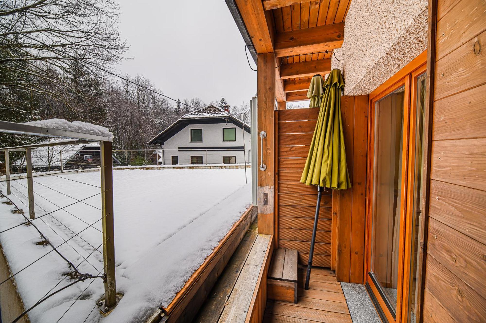 Apartments Maleric With Indoor Pool And Wellness Dragatuš Rum bild
