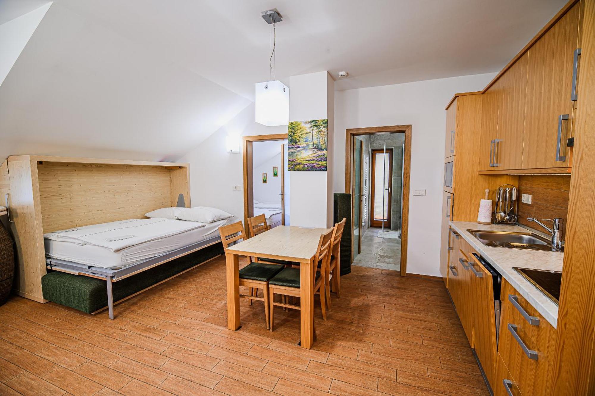 Apartments Maleric With Indoor Pool And Wellness Dragatuš Rum bild