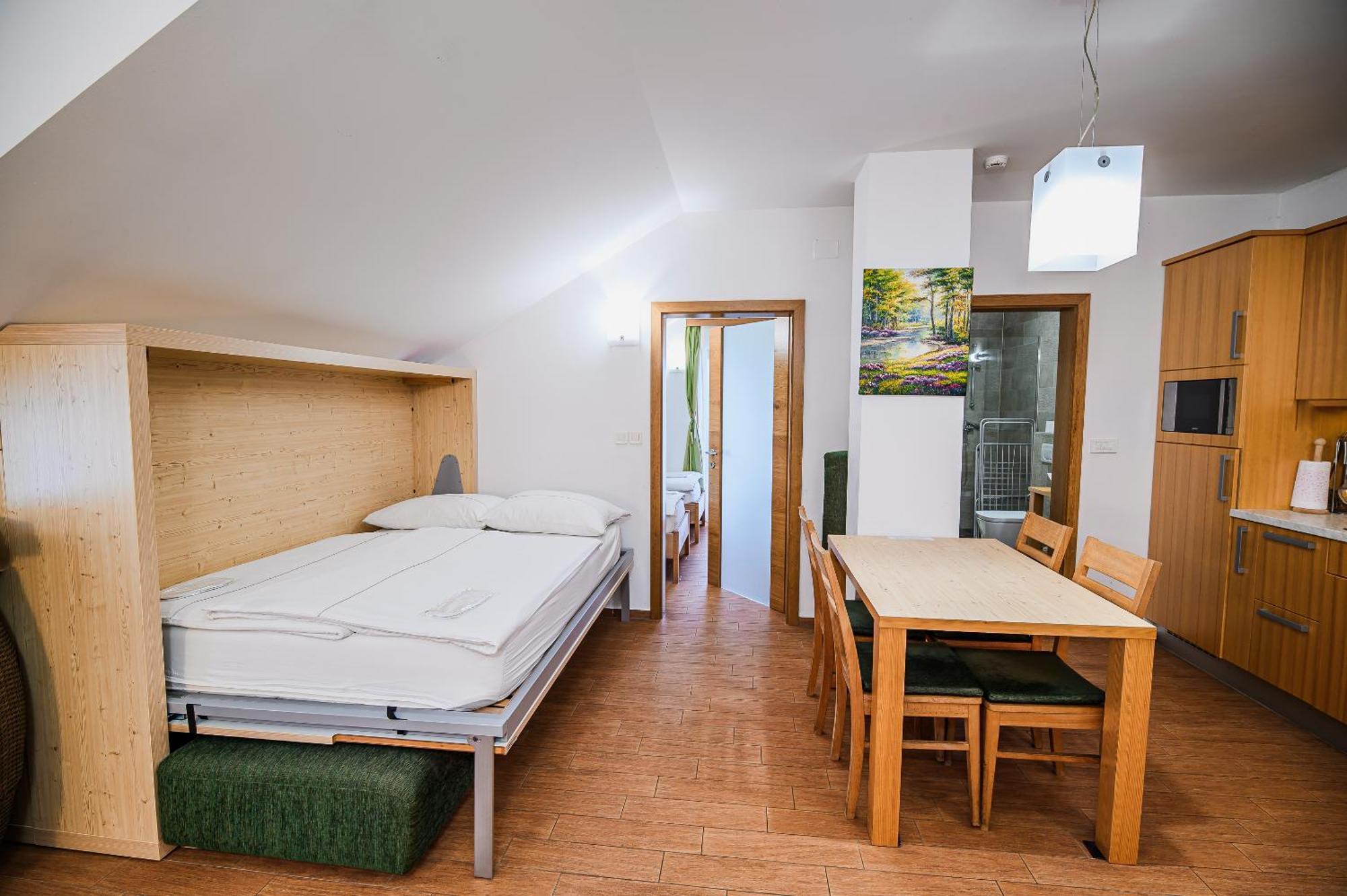 Apartments Maleric With Indoor Pool And Wellness Dragatuš Rum bild