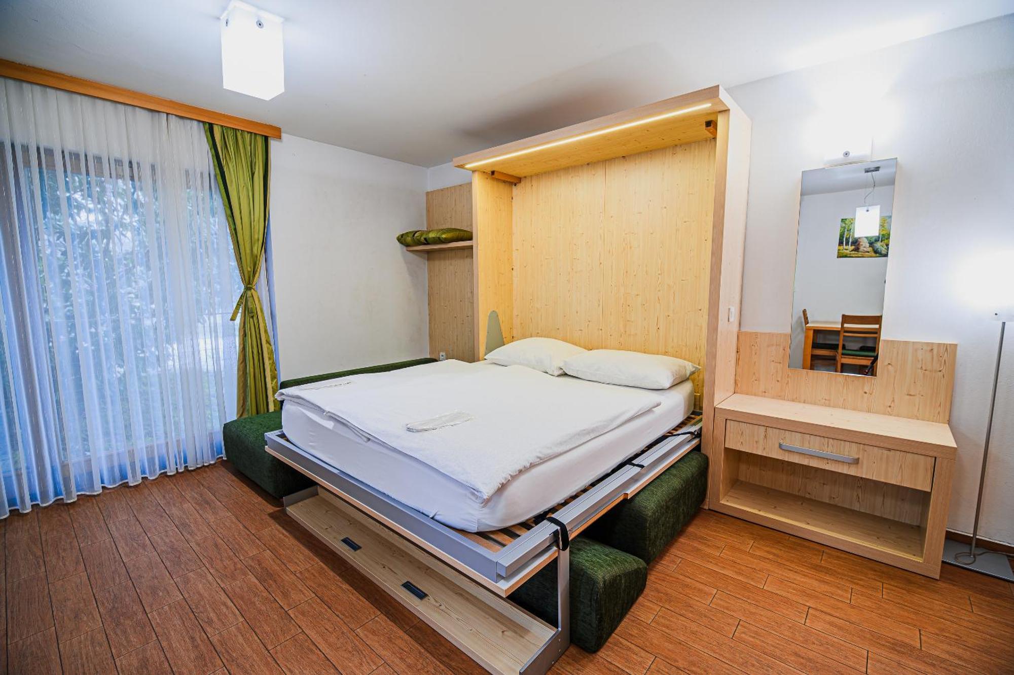 Apartments Maleric With Indoor Pool And Wellness Dragatuš Rum bild