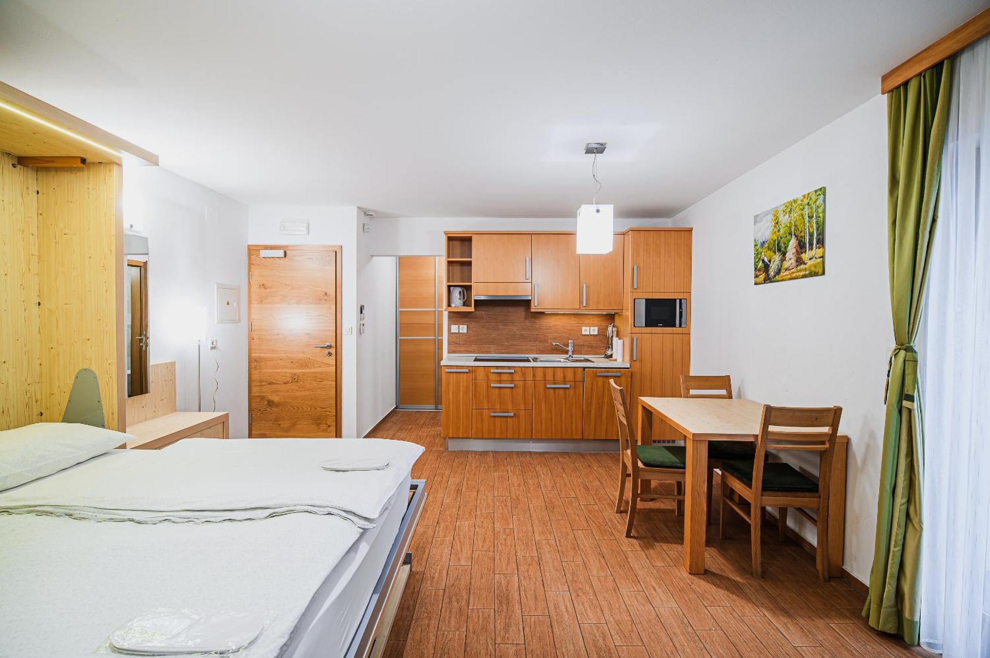 Apartments Maleric With Indoor Pool And Wellness Dragatuš Rum bild
